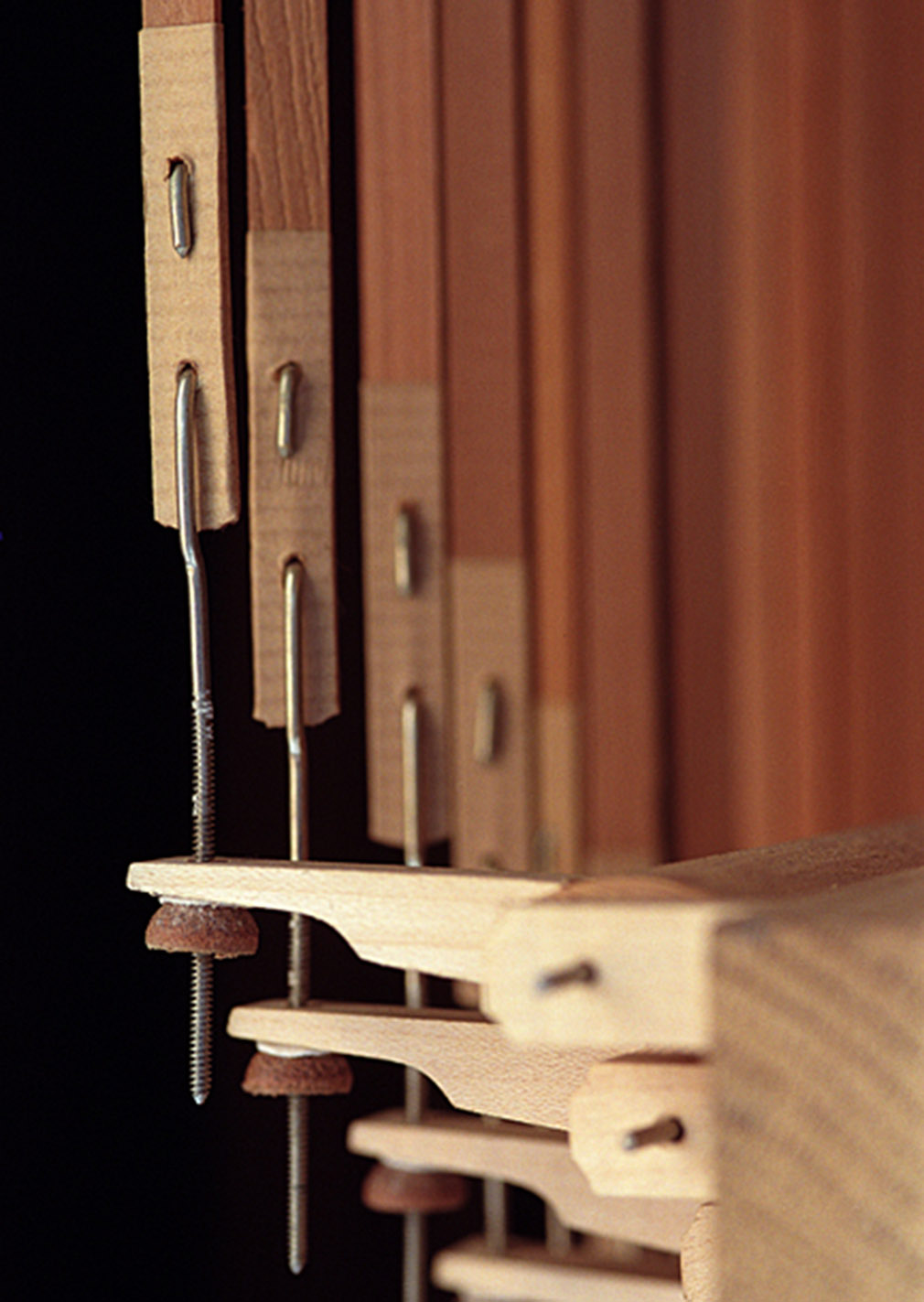 Vielfalt der Techniken (Holz, Metall, Spielhilfen)